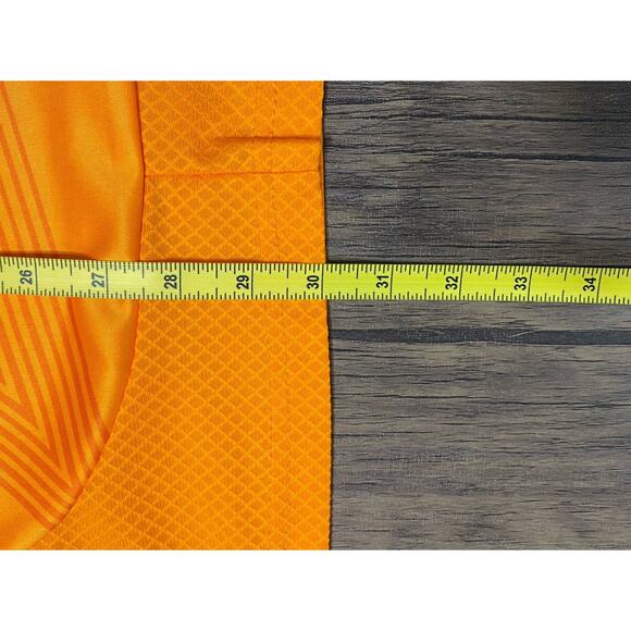 Real Madrid | Men’s Medium Alternative Long-Sleeve Jersey - Picture 5 of 7